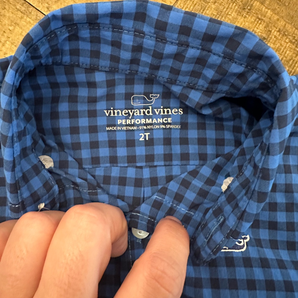 VV performance button down - Picture 2 of 2